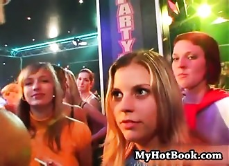 Moeurs débridés en club libertin