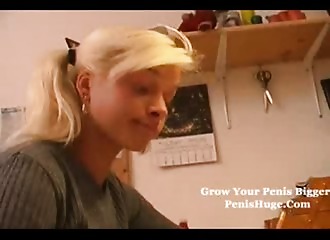 Masturbation féminine avec un tampon