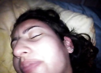 Elle profite de va-et-vient excitants