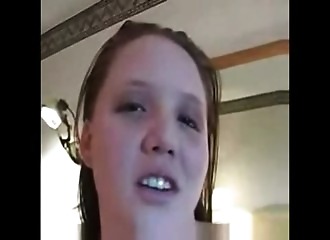 Sn string fendu visité pour de l'anal