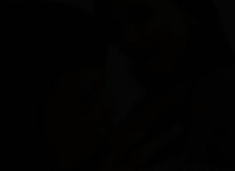 Expériences hard dans son anus ouvert à l'extrême